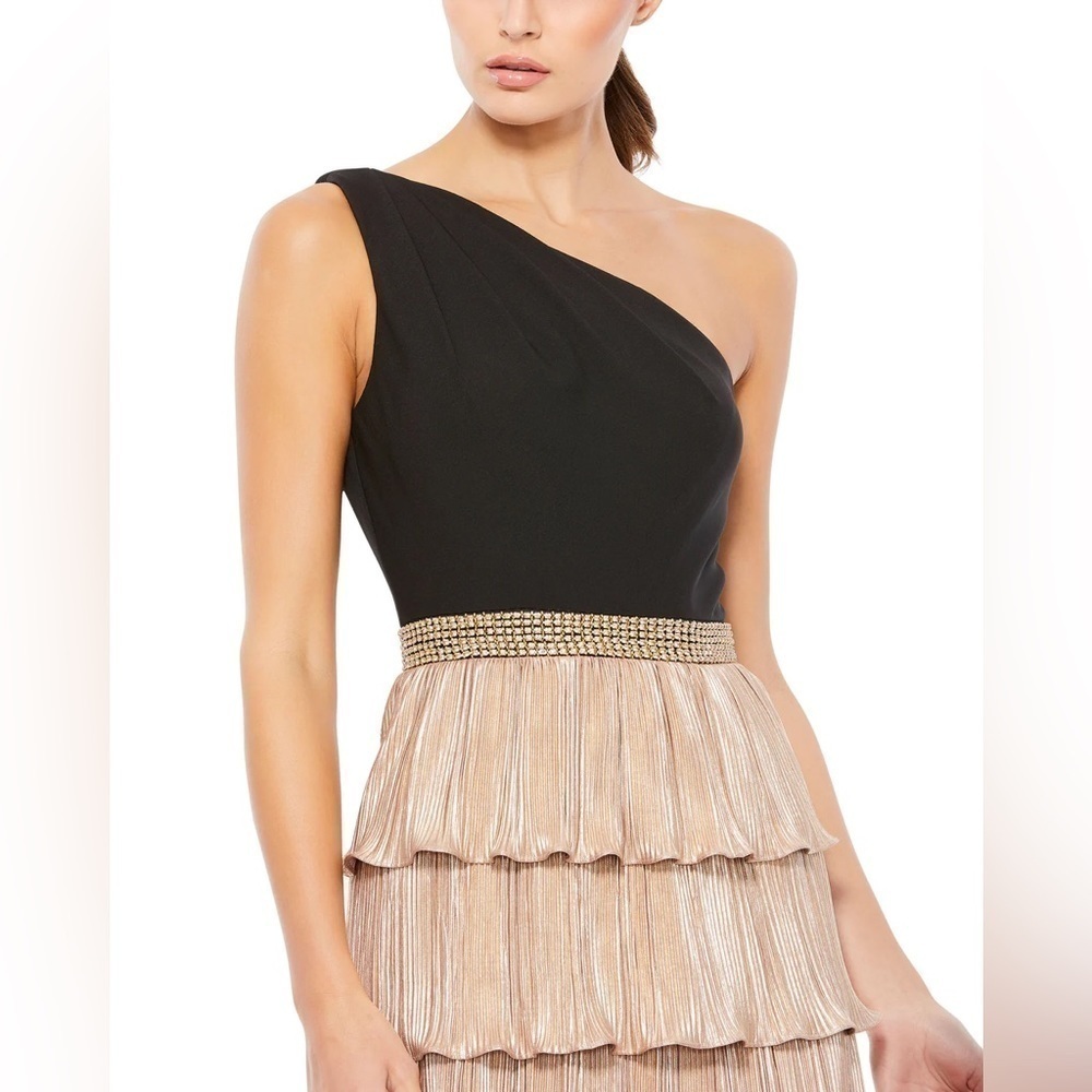 MAC DUGGAL Gold One Shoulder Layered Metallic Ruffle Evening Gown - Picture 6 of 14